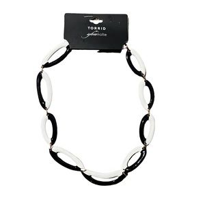 Torrid Sylvia Mollie Enamel Link Necklace 22 in Black & White Project Runway NWT